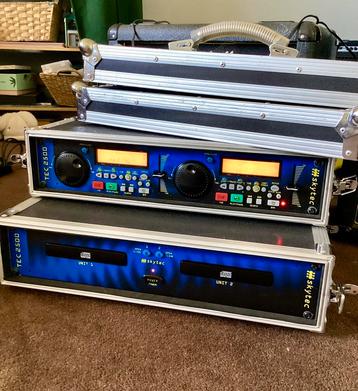 Skytec TEC 2500 Dual CD Player beschikbaar voor biedingen