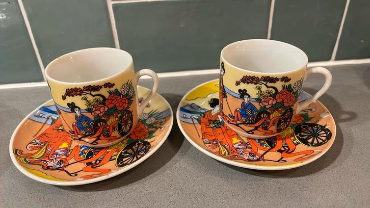 Vintage Kopjes en Schotels met Japans Design, Huis en Inrichting, Keuken | Servies, Gebruikt, Kop(pen) en/of Schotel(s), Overige stijlen