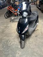 scooter, Fietsen en Brommers, Snorfietsen en Snorscooters, Ophalen, Piaggio, Gebruikt, Benzine
