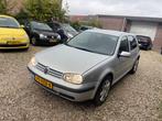 Volkswagen Golf 4 2.0 1999, Auto's, Stof, 4 cilinders, 1984 cc, Bedrijf