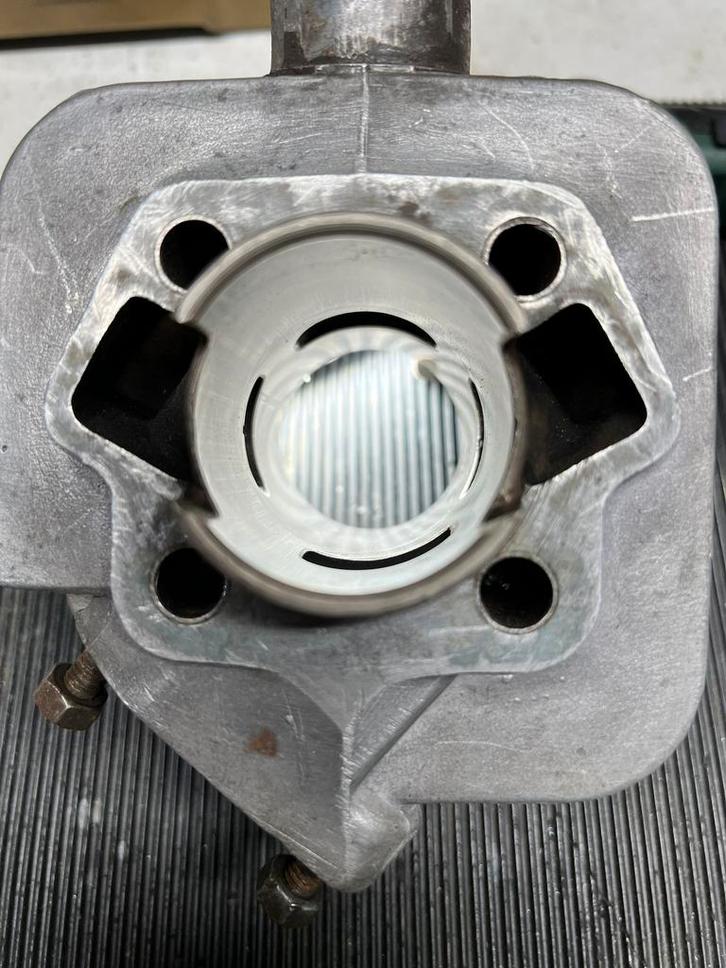 Mahle 5.3pk cilinder geforceerd compleet, Fietsen en Brommers, Brommeronderdelen | Kreidler, Gebruikt, Cilinder, Ophalen of Verzenden