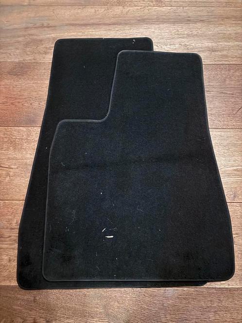 Te koop: Set automatten – ZGAN–zwart tapijt (volledige set), Auto diversen, Automatten, Zo goed als nieuw, Ophalen of Verzenden