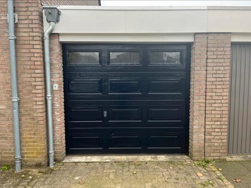 Hormann elektrische (sectionaal) garage deur H:250 B:210, Doe-het-zelf en Verbouw, Deuren en Horren, Zo goed als nieuw, Garagedeur