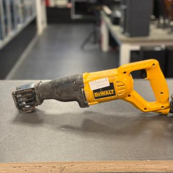 dewalt DW304PK Reciprozaag beschikbaar voor biedingen
