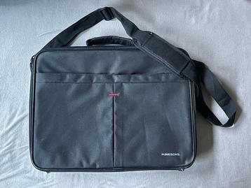 laptop tas beschikbaar voor biedingen