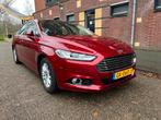 Ford Mondeo 1.5 Ecoboost 118KW 5-D 2015 Rood, Auto's, Ford, 4 cilinders, Mondeo, 160 pk, Origineel Nederlands