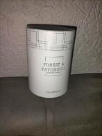 Forest& patchouli scented candle riverdale, Huis en Inrichting, Woonaccessoires | Kandelaars en Kaarsen, Nieuw, Minder dan 25 cm