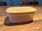 Tupperware bakje 640 ml, Huis en Inrichting, Keuken | Tupperware, Ophalen of Verzenden, Geel, Bak of Kom