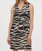 H&M rechte v-hals zomer zebra jurk van fijn chiffon maat S, H&M, Zwart, Nieuw, Ophalen of Verzenden