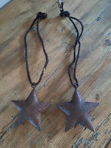 2 sterren aan touw sober,landelijk,kerst beschikbaar voor biedingen