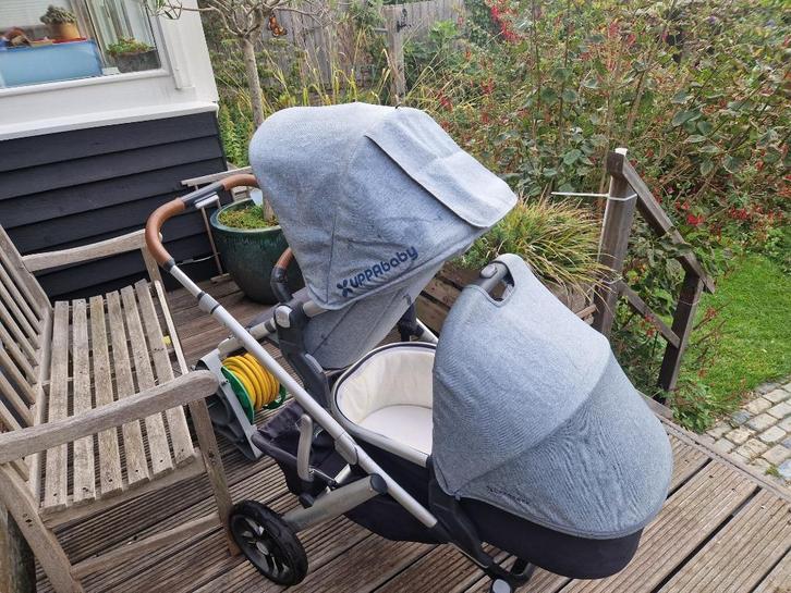 Uppababy vista v1 met adapters, Kinderen en Baby's, Kinderwagens en Combinaties, Zo goed als nieuw, Combiwagen, Overige merken
