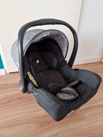 Joie reiswieg maxicosi met adapters en base beschikbaar voor biedingen