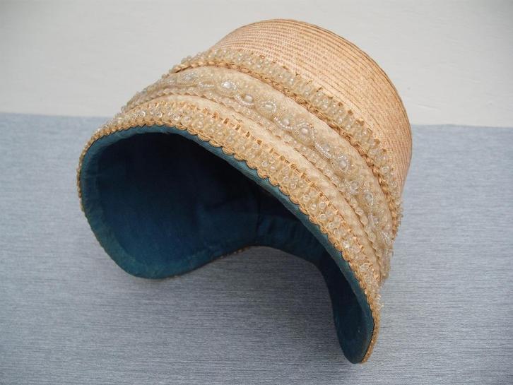 * Kaphoedje van de Zeeuwse Klederdracht - Zuid- Beveland *, Antiek en Kunst, Antiek | Kleding en Accessoires, Dames, Verzenden
