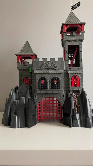 Playmobil kasteel beschikbaar voor biedingen