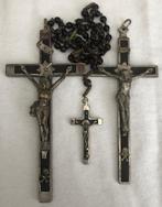 2 Klooster kruisbeelden & Rozenkrans met  Schedel van Adam, Antiek en Kunst, Antiek | Religie, Ophalen of Verzenden