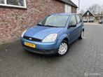 Ford Fiesta 1.4-16V Ambiente, Auto's, Voorwielaandrijving, 15 km/l, 4 cilinders, Blauw