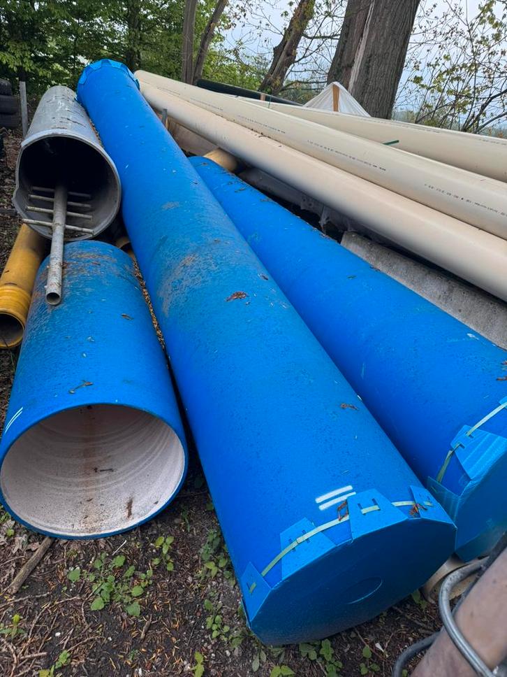 600 buis gietijzer met coating – geschikt als duiker, Doe-het-zelf en Verbouw, Buizen en Afvoer, Zo goed als nieuw, Pvc, 6 meter of meer