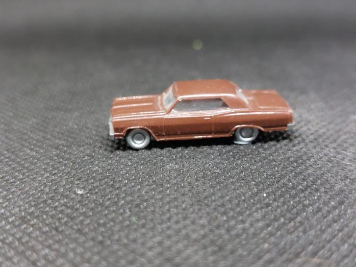 Wiking 9010 - Chevrolet Malibu (13343), Hobby en Vrije tijd, Modeltreinen | N-Spoor, Gebruikt, Overige typen, Gelijkstroom, Overige merken