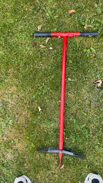 Compostwoeler - Handtuingereedschap beschikbaar voor biedingen