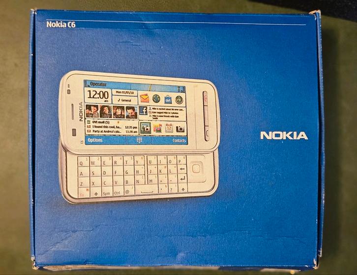 Nokia C6-00 - Klassieker met QWERTY toetsenbord!, Telecommunicatie, Mobiele telefoons | Overige merken, Ophalen of Verzenden