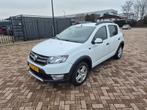 Dacia Sandero Stepway 0.9 TCe 2016 Automaat Nieuwe Apk, Auto's, Dacia, Automaat, 898 cc, Electronic Stability Program (ESP), Wit