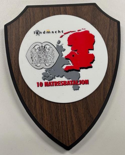 Schildje 10 Natresbataljon, Verzamelen, Militaria | Algemeen, Landmacht, Embleem of Badge, Nederland, Ophalen of Verzenden