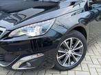 Peugeot 308 1.2 Allure / Wit INTERIEUR / Pano / Luxe uitv!, Auto's, Peugeot, Voorwielaandrijving, Gebruikt, Euro 6, Origineel Nederlands