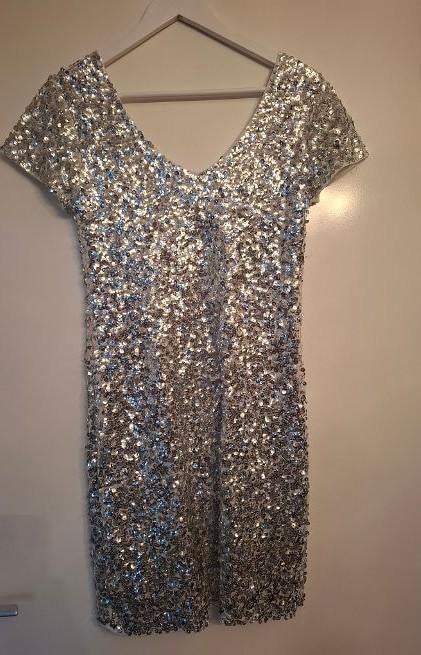 Superleuk paillettenjurkje, Maat 38/40 (M), Carnaval, Ophalen of Verzenden, Kleding