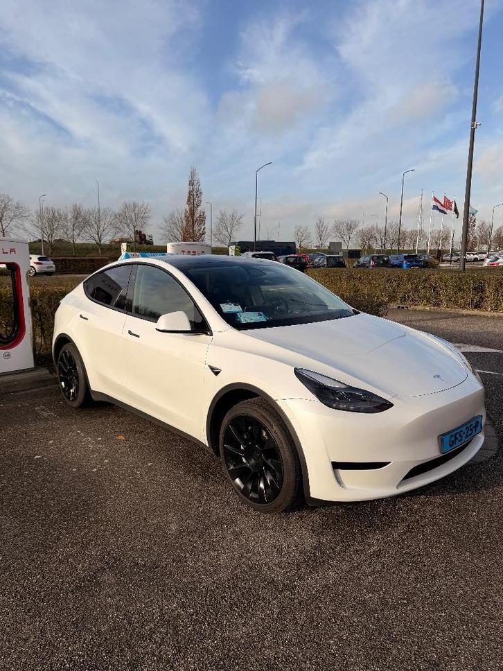 Tesla Model Y 2024 Wit - Compleet Taxi-klaar, Auto's, Tesla, Bedrijf, Model Y, 360° camera, Achteruitrijcamera, Adaptieve lichten