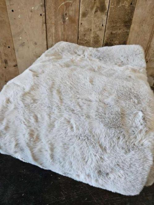 bont plaid ``WOONWINKEL RUSTIEK``, Huis en Inrichting, Woonaccessoires | Plaids en Woondekens, Nieuw, Ophalen of Verzenden