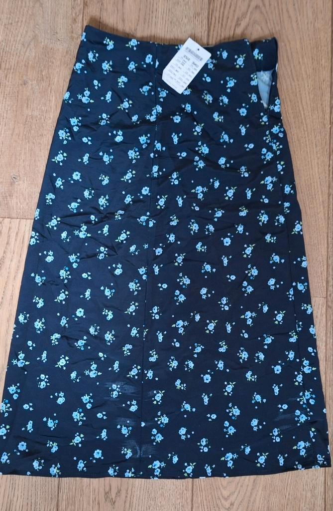 Donkerblauwe lange damesrok, Kleding | Dames, Rokken, Nieuw, Maat 36 (S), Blauw, Onder de knie, Ophalen of Verzenden