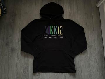 Nikkie Plessen logo kleuren trui sweater hoodie mt 36 beschikbaar voor biedingen