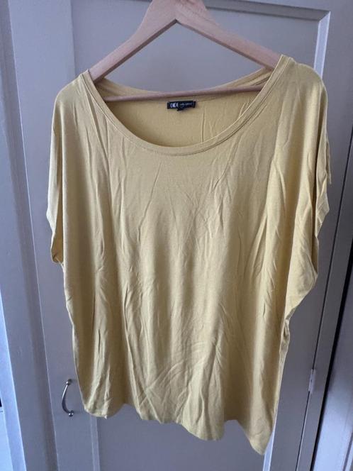 Okergeel t-shirt, Kleding | Dames, T-shirts, Gedragen, Maat 46/48 (XL) of groter, Geel, Korte mouw, Verzenden