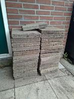 Vierkante tuintegels 30x30 -  25 stuks - GRATIS, Tuin en Terras, Ophalen, Gebruikt, 10 m² of meer, Beton