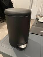 zwarte metalen pedaalemmer met pedaal, Huis en Inrichting, Woonaccessoires | Prullenbakken, Ophalen, Met pedaal, Zo goed als nieuw