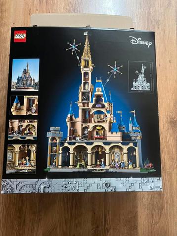 Lego Disney kasteel  beschikbaar voor biedingen