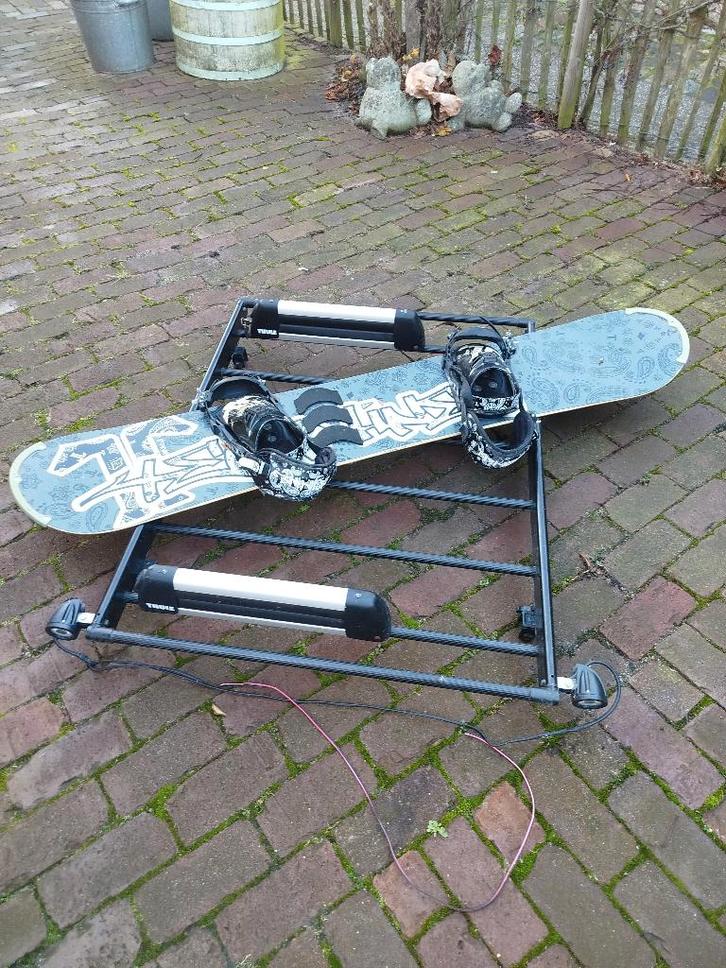 Thule dakrek imperiaal met Thule Snowboardhouders en lampjes, Auto diversen, Bagagerekken, Gebruikt, Ophalen