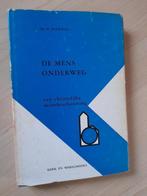 DE MENS ONDERWEG  Dr H Berkhof KERK EN WERELDREEKS, Boeken, Ophalen of Verzenden, Gelezen