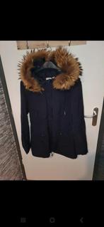 Jas met echt bont, Kleding | Dames, Jassen | Winter, Maat 38/40 (M), Ophalen of Verzenden, Zo goed als nieuw