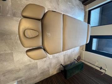 massagebank elektrisch en verwarmd beschikbaar voor biedingen