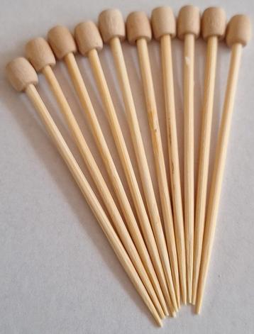 10 mini mini bamboe brei naalden 7 cm beschikbaar voor biedingen