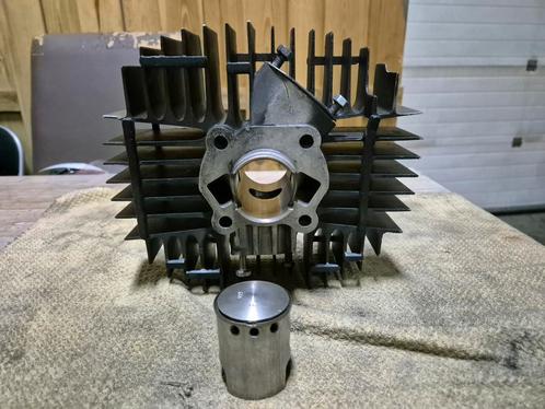 Snelle Mahle 50 cc cilinder set VHS getunend, Fietsen en Brommers, Brommeronderdelen | Kreidler, Zo goed als nieuw, Cilinder, Ophalen of Verzenden