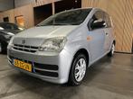 Daihatsu Cuore 1.0-12V Azure Automaat, Auto's, Daihatsu, Airbags, Stof, Zwart, 4 stoelen