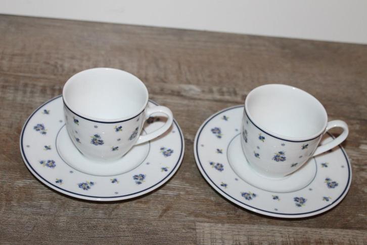 kop en schotel, Huis en Inrichting, Keuken | Servies, Zo goed als nieuw, Kop(pen) en/of Schotel(s), Overige stijlen, Porselein