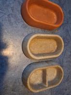 Voerbakken knaagdieren kippen beton, Ophalen of Verzenden, Zo goed als nieuw, Voerbakje