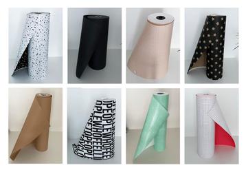 Toonbankrollen Cadeaupapier beschikbaar voor biedingen