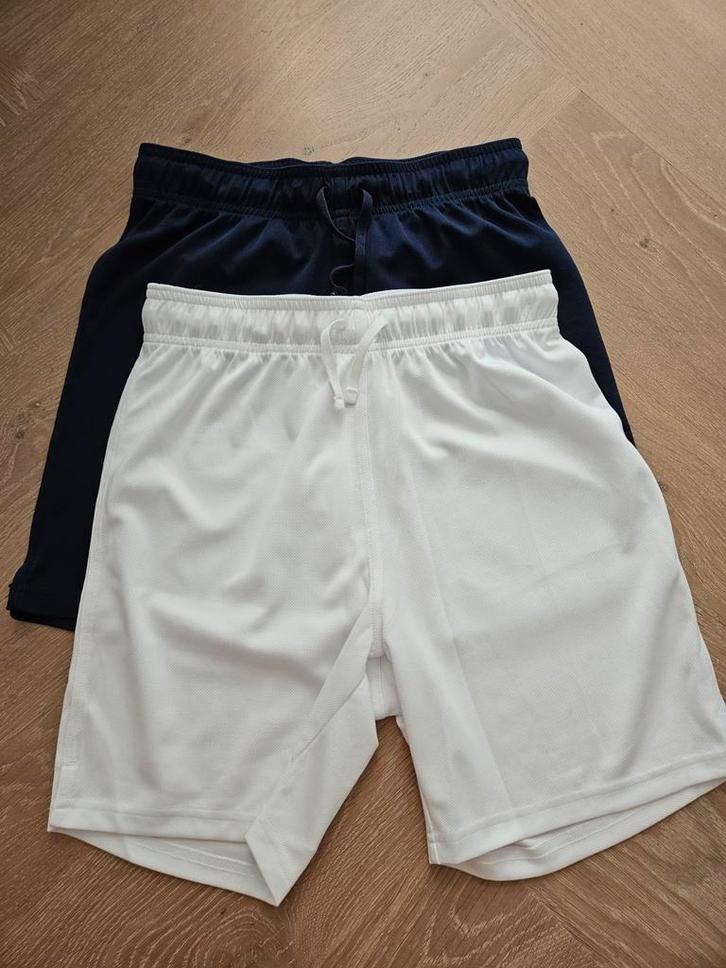 2 H&M Sportbroeken Maat 146/152, mogen ook apart verkocht, Kinderen en Baby's, Kinderkleding | Maat 146, Zo goed als nieuw, Jongen
