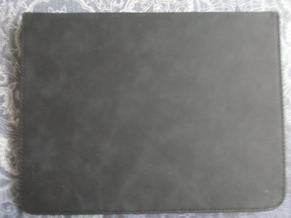 zwarte LAB31 tablet hoes 26 x 20 cm, Computers en Software, Tablet-hoezen, Nieuw, Bescherming voor- en achterkant, 10 inch, Ophalen of Verzenden