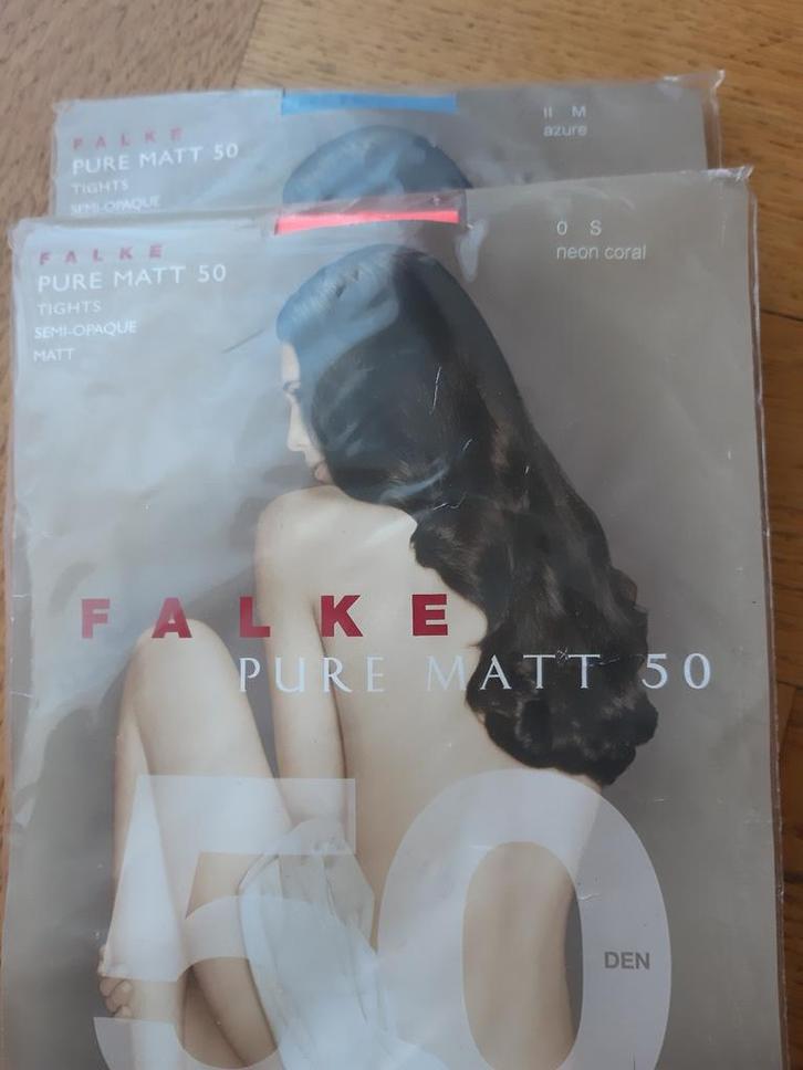 Falke pure matt 50 panty S neon coral en M azure, Kleding | Dames, Leggings, Maillots en Panty's, Nieuw, Panty, Ophalen of Verzenden