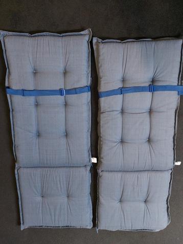Set van 2 tuinset kussens beschikbaar voor biedingen